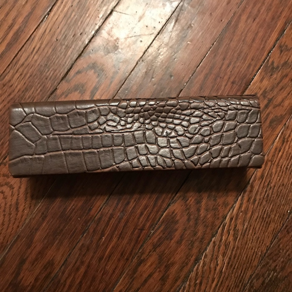michael kors eyeglass case